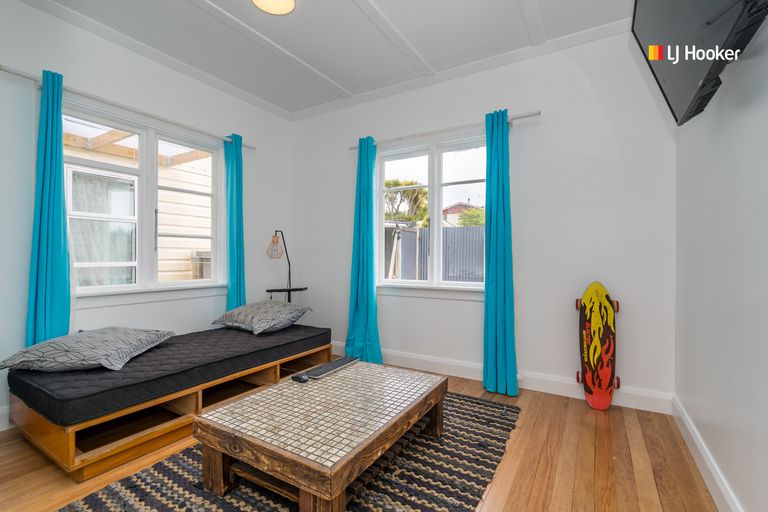 Photo of property in 10 Copeland Street, Brighton, Dunedin, 9035