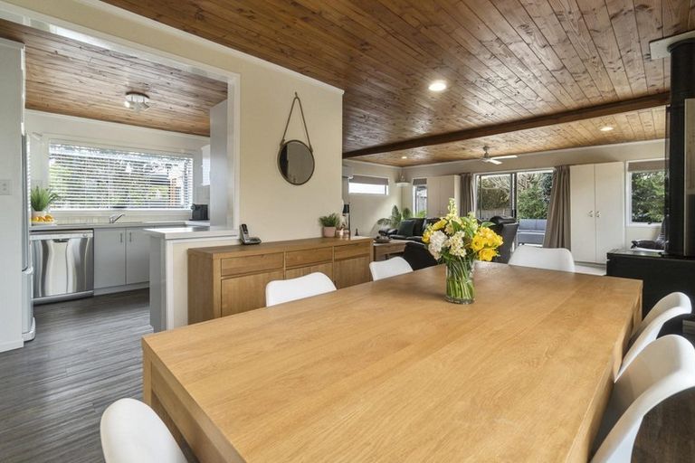 Photo of property in 243 Royal Road, Massey, Auckland, 0614