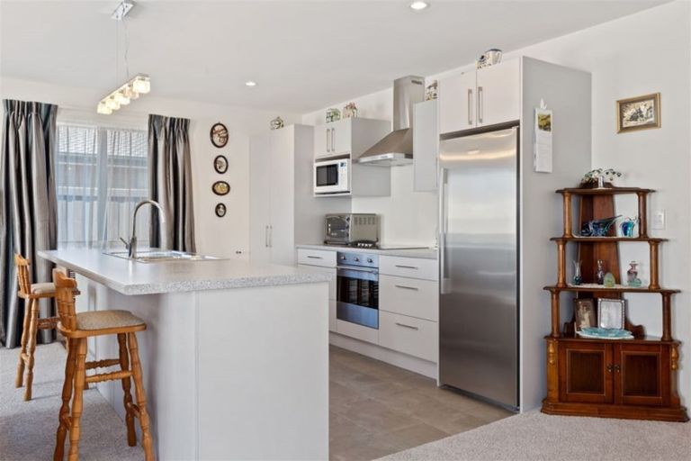 Photo of property in 6/3 Retallick Way, Amberley, 7410