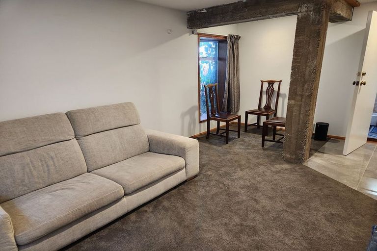 Photo of property in 34 Cannon Hill Crescent, Mount Pleasant, Christchurch, 8081