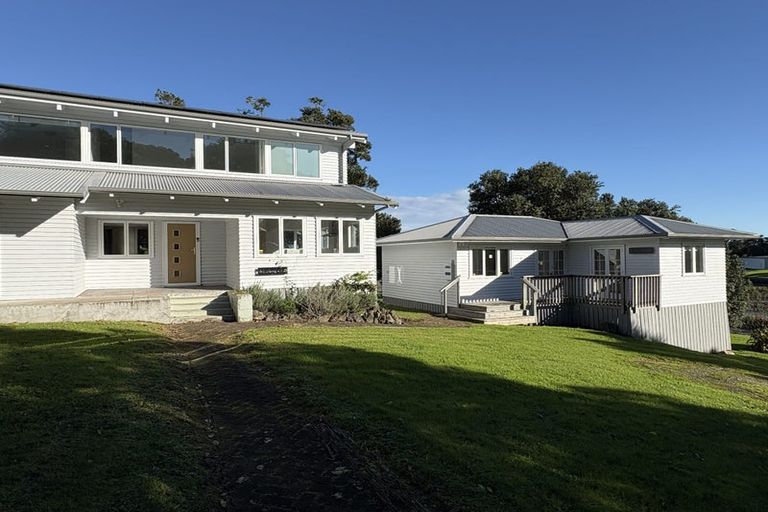 Photo of property in 10 Roys Road, Weymouth, Auckland, 2103