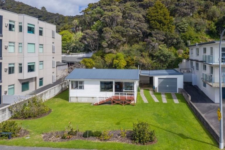 Photo of property in 160 Marsden Road, Paihia, 0200