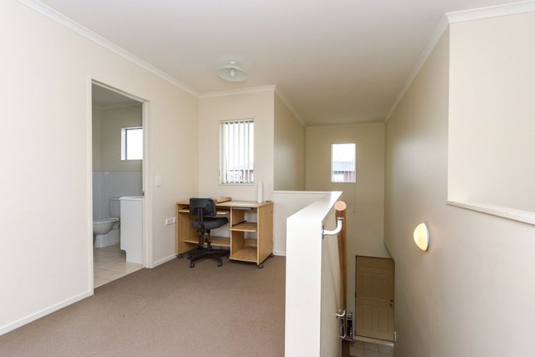 Photo of property in 17 Rene Way, Huntington, Hamilton, 3210