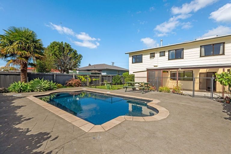 Photo of property in 11 Oak Street, Mangapapa, Gisborne, 4010