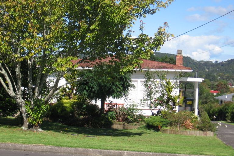 Photo of property in 26 Savoy Road, Glen Eden, Auckland, 0602