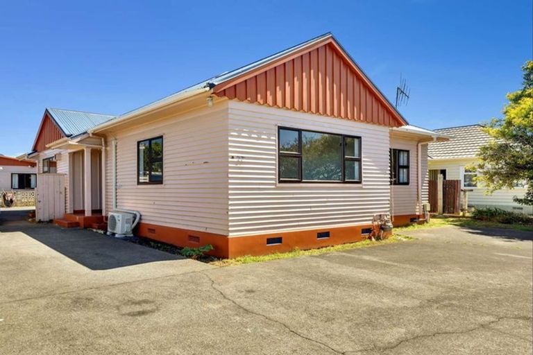 Photo of property in 27 Jackson Street, College Estate, Whanganui, 4500
