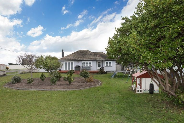 Photo of property in 64 Phillips Street, Sanson, 4817