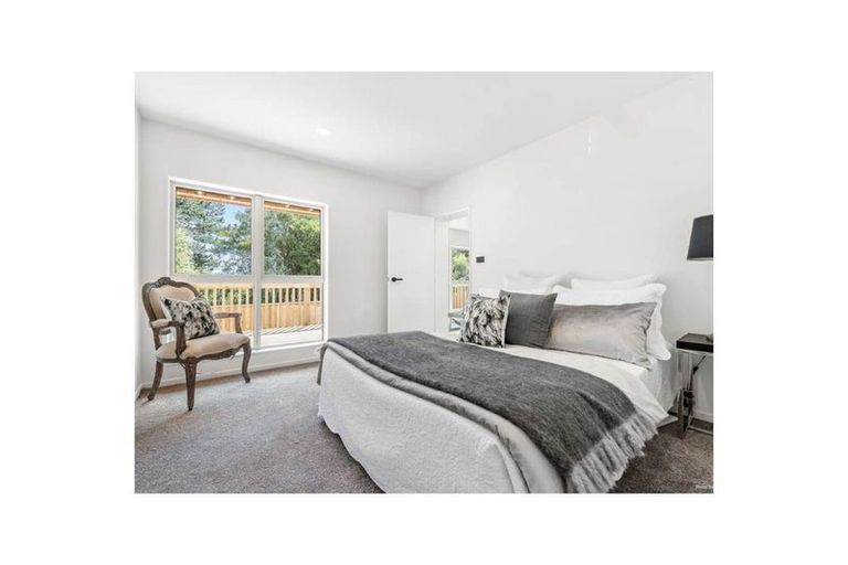 Photo of property in 185b Browns Bay Road, Browns Bay, Auckland, 0630