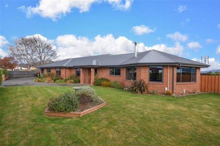 Photo of property in 7 William James Close, Mosgiel, 9024