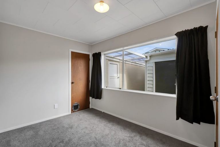 Photo of property in 224 Parklands Avenue, Bell Block, New Plymouth, 4312