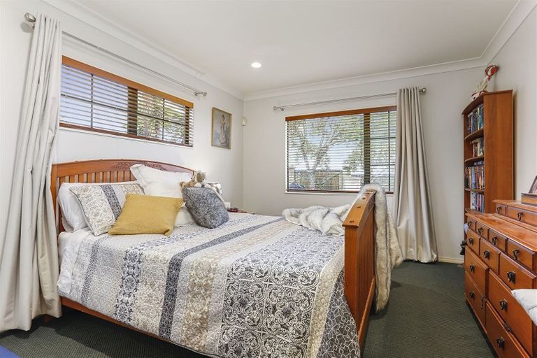 Photo of property in 147a Sturges Road, Henderson, Auckland, 0612