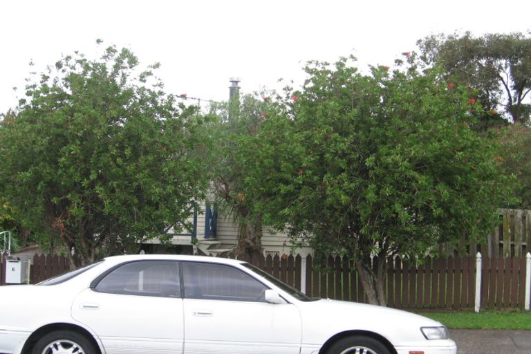 Photo of property in 6 Cranberry Place, Bucklands Beach, Auckland, 2012