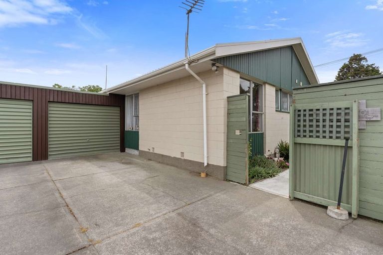 Photo of property in 1/26 Hayton Road, Wigram, Christchurch, 8042