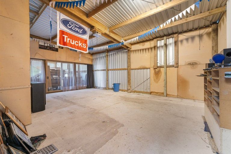 Photo of property in 86 Victoria Street, Kaponga, Hawera, 4679