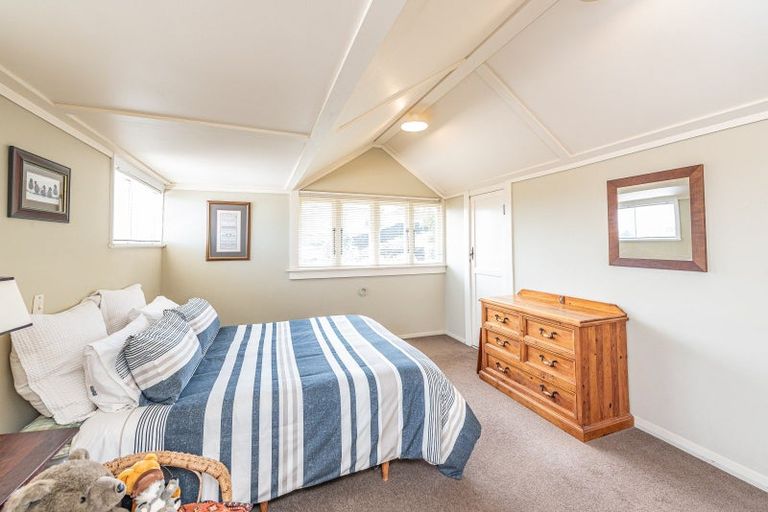 Photo of property in 38 Hipango Terrace, Durie Hill, Whanganui, 4500