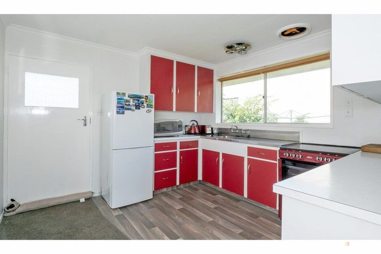 Photo of property in 25b Leonard Street, Waimate, 7924