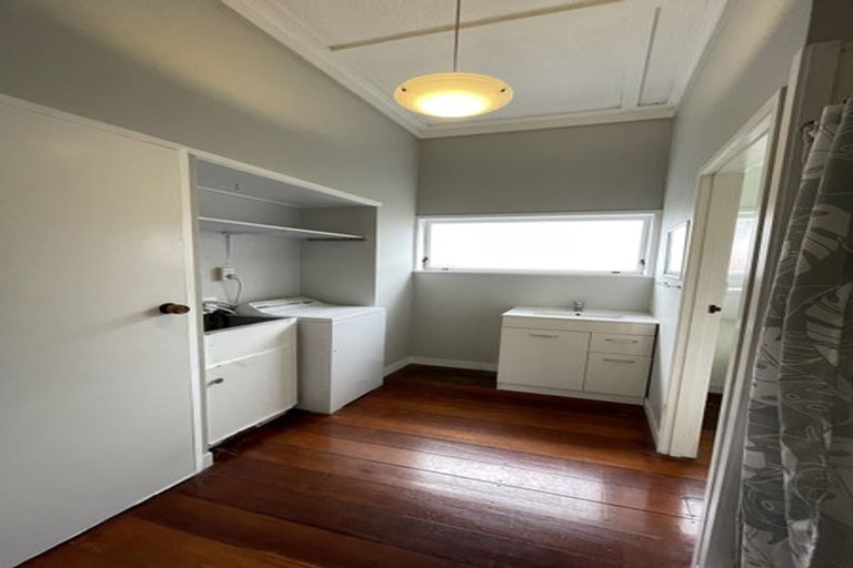 Photo of property in 20 Ngataringa Road, Devonport, Auckland, 0624