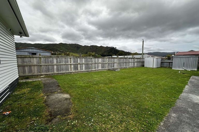 Photo of property in 11 Bythell Street, Wainuiomata, Lower Hutt, 5014