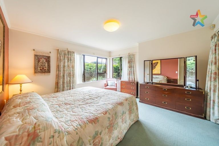 Photo of property in 2/945 High Street, Avalon, Lower Hutt, 5011