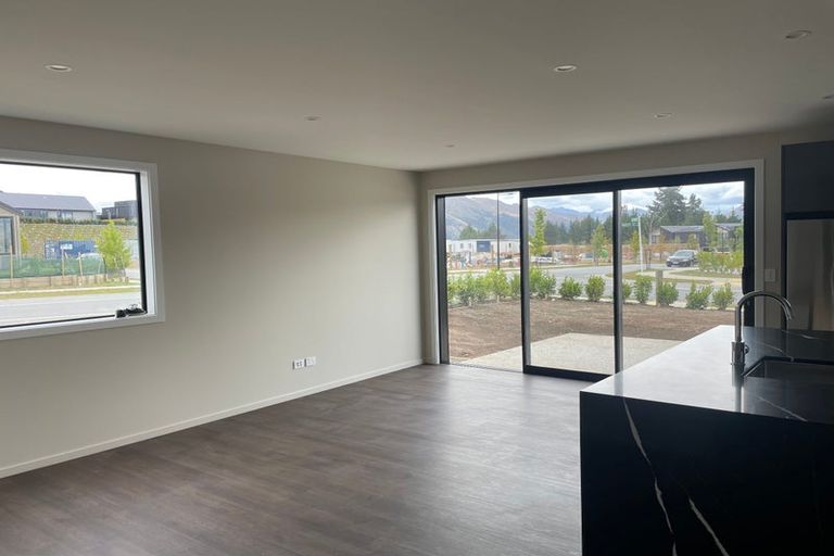 Photo of property in Northlake, 10 Cairnmuir Street, Wanaka, 9305