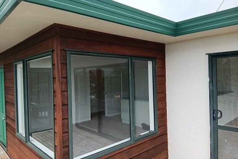 Photo of property in 14b Kestrel Heights, Arkles Bay, Whangaparaoa, 0932