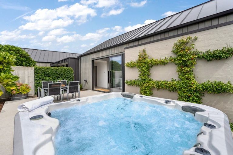 Photo of property in 67 Riordan Lane, Whitford, Manurewa, 2576