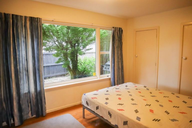 Photo of property in 2/19 Newbridge Place, Ilam, Christchurch, 8041