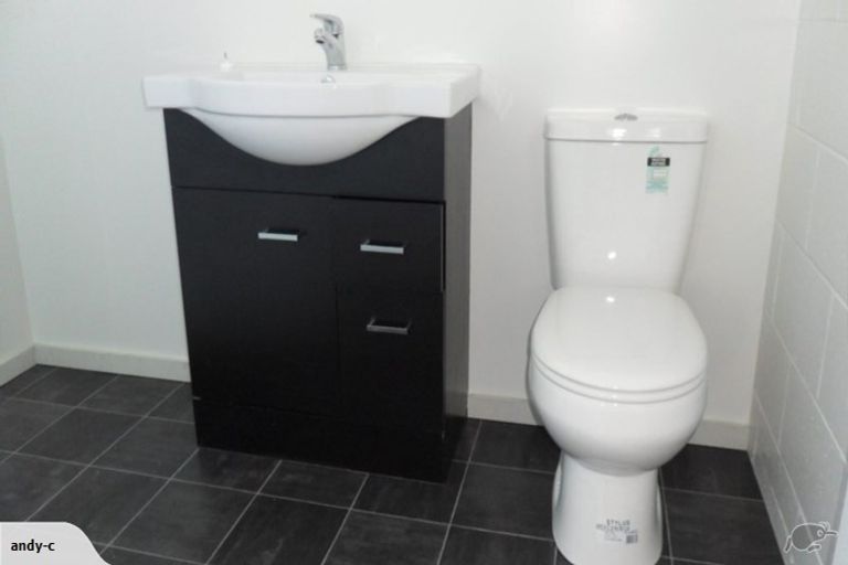 Photo of property in 2/10 Percy Street, Phillipstown, Christchurch, 8011