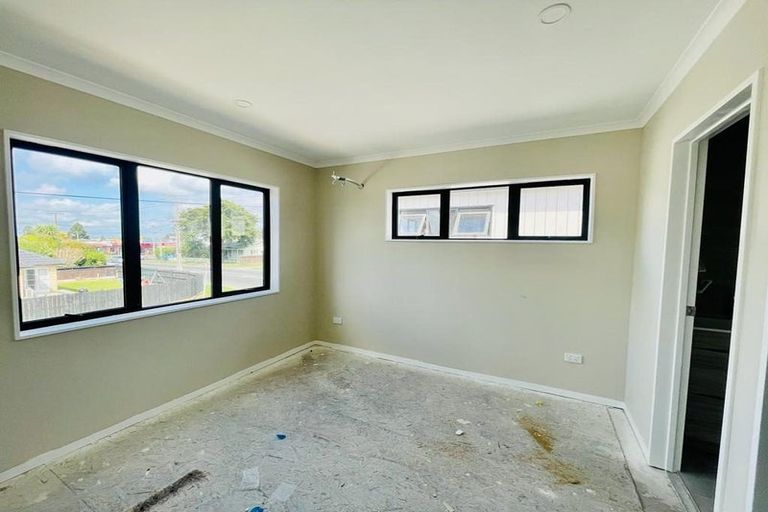 Photo of property in 69 Clevedon Road, Papakura, 2110