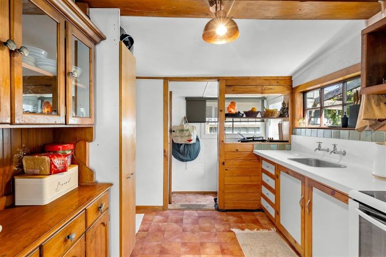 Photo of property in 173 Beach Road, North New Brighton, Christchurch, 8083