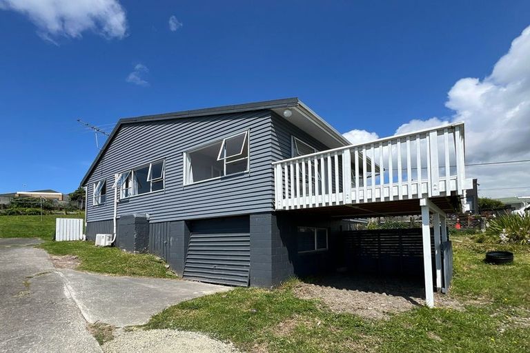 Photo of property in 21 Brightside Road, Stanmore Bay, Whangaparaoa, 0932