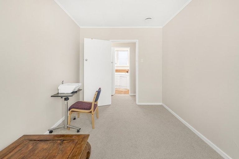 Photo of property in 68 Paul Crescent, Fairfield, Hamilton, 3214