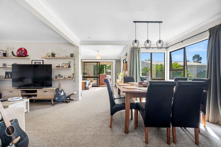 Photo of property in 336 One Tree Point Road, One Tree Point, 0118