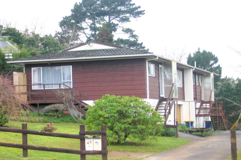 Photo of property in 1/43 Don Buck Road, Massey, Auckland, 0614