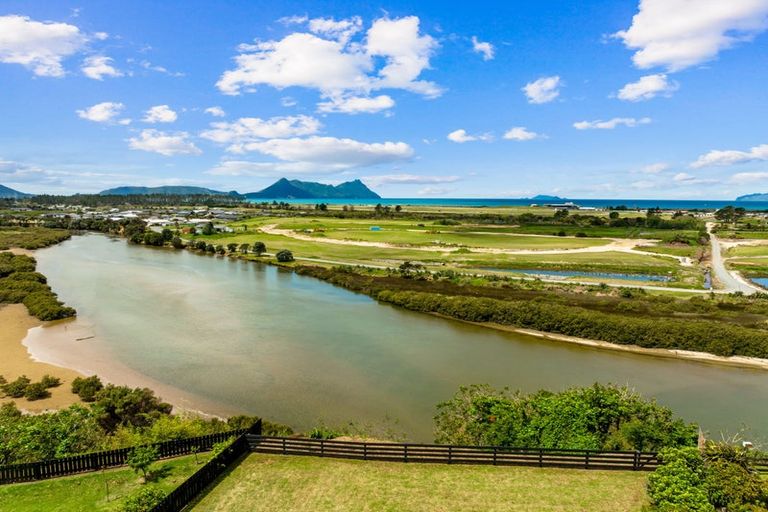 Photo of property in 150 Marsden Point Road, Ruakaka, 0116