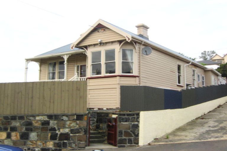 Photo of property in 399 South Road, Caversham, Dunedin, 9012