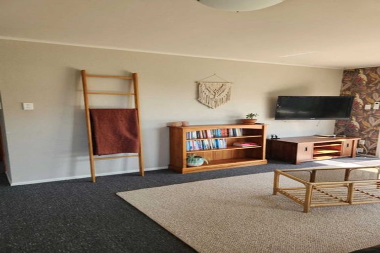 Photo of property in 8 Clifton Street, Bulls, 4818