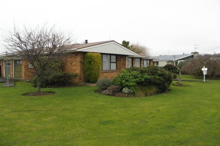 Photo of property in 84 Mackenzie Street, Winton, 9720