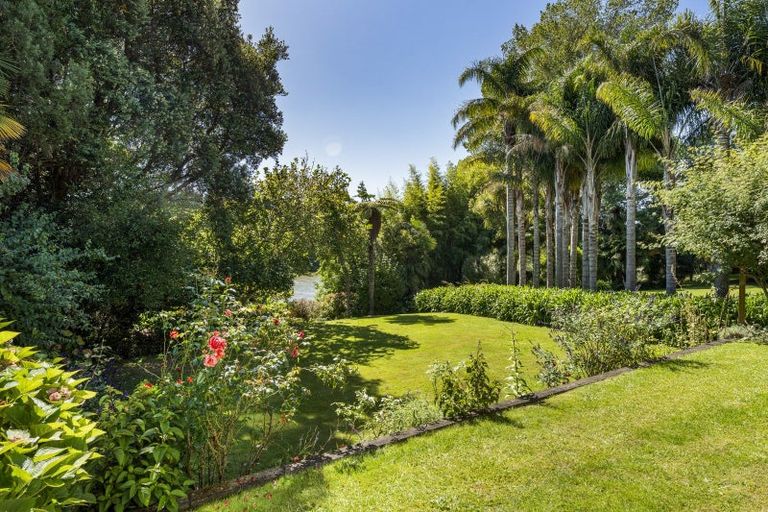 Photo of property in 15 Riverbank Road, Okoia, Whanganui, 4573