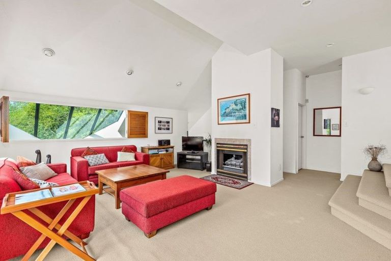 Photo of property in 1/3 Inga Road, Milford, Auckland, 0620