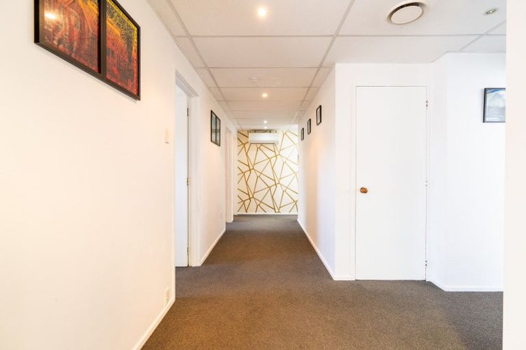 Photo of property in 400 Kaikorai Valley Road, Bradford, Dunedin, 9011