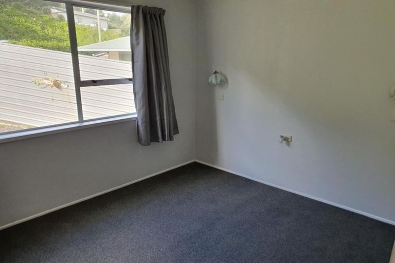 Photo of property in 40 Rangitake Drive, Spotswood, New Plymouth, 4310