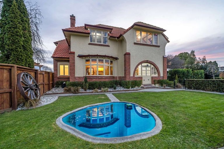 Photo of property in 62 Grange Street, Winton, 9720