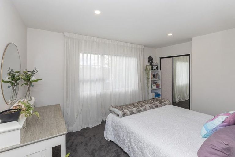 Photo of property in 84 Regency Crescent, Redwood, Christchurch, 8051