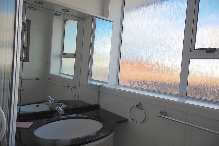 Photo of property in 30 Fenchurch Street, Redwood, Christchurch, 8051