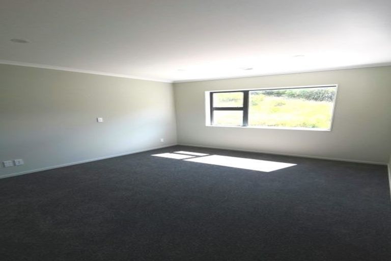 Photo of property in 69 Melksham Drive, Churton Park, Wellington, 6037