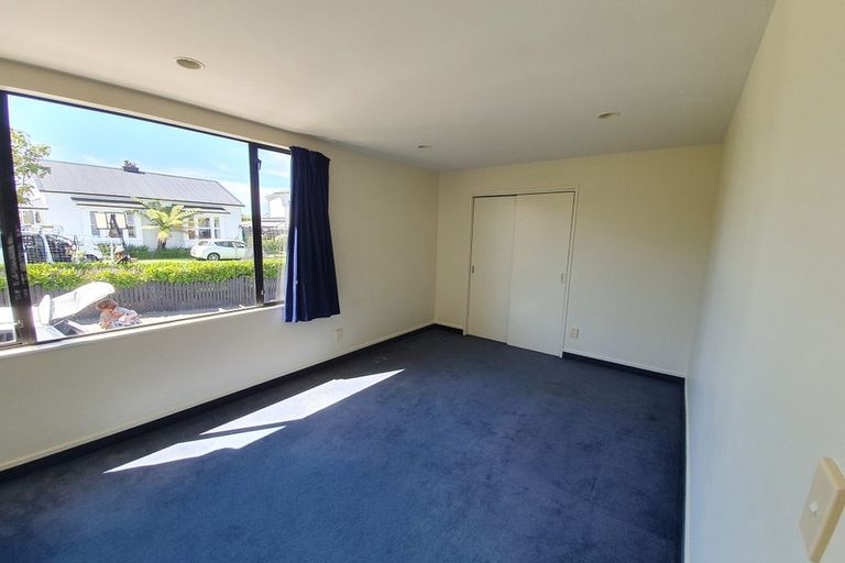 Photo of property in 6b Elizabeth Road, Bluff Hill, Napier, 4110