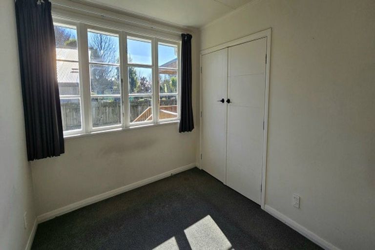 Photo of property in 27 Kenney Crescent, Fairfield, Hamilton, 3214