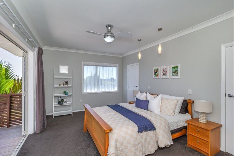 Photo of property in 28 Chester Street, Levin, 5510