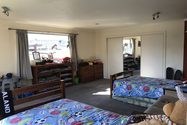 Photo of property in 16 Loveridge Place, Morrinsville, 3300